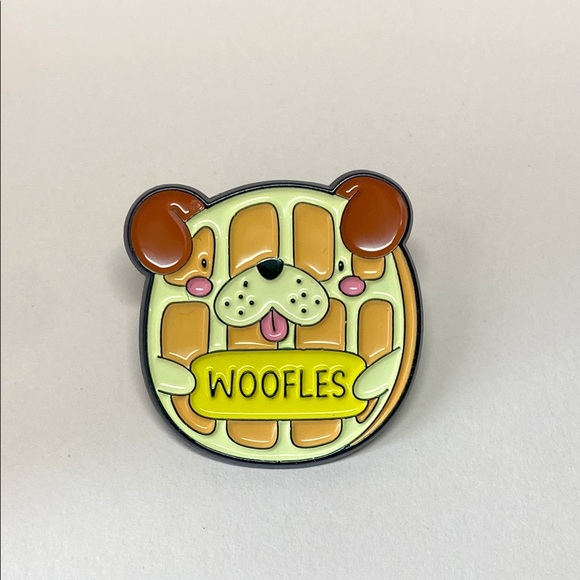Accessories - 3/$15 New Woofles Silly Dog Pin